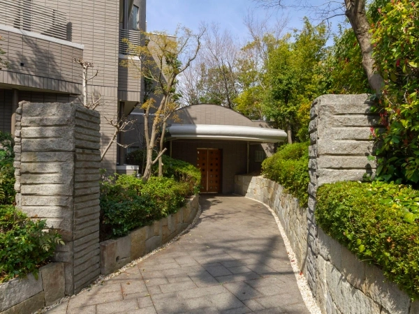 グランドメゾン楽園町