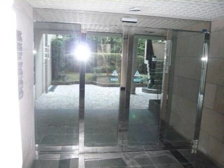 コスモ世田谷下馬マンション