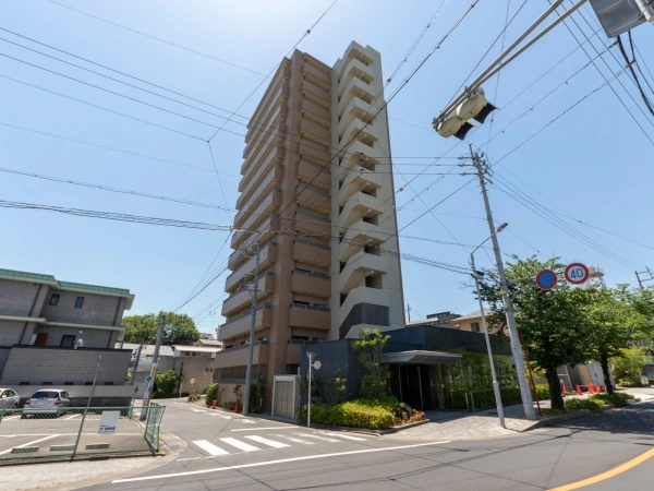プレティナレジデンス汐路