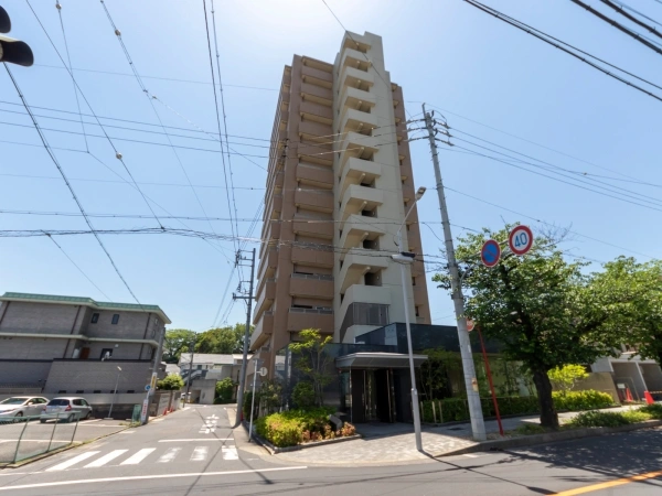プレティナレジデンス汐路