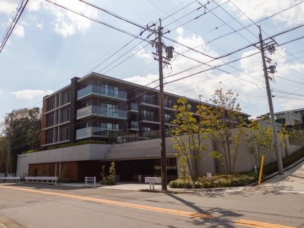 グランドヒルズ春山
