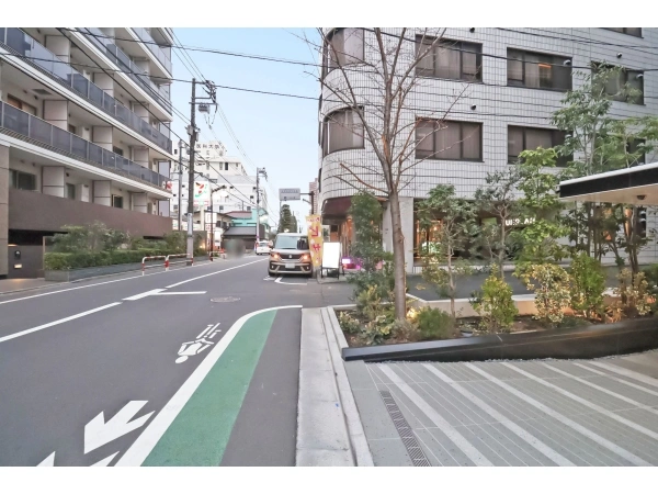 ピアース新宿三丁目 