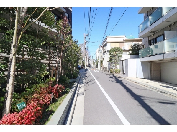 ザ・パークハウス御苑内藤町 
