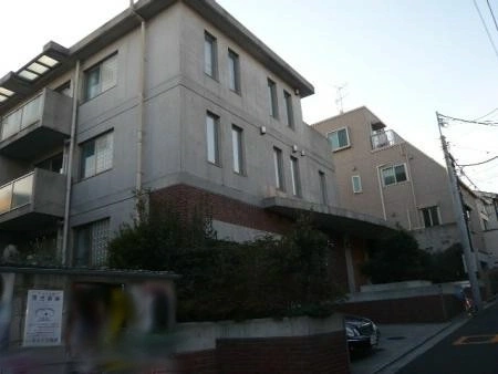 スカーラ学芸大学