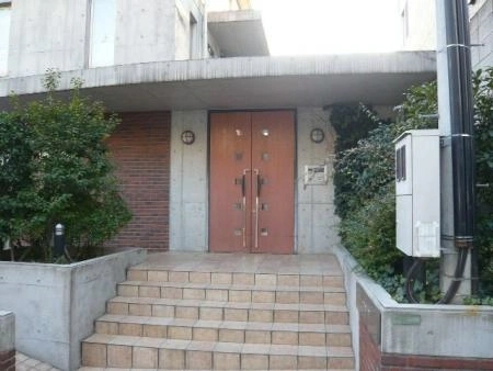 スカーラ学芸大学