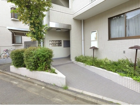 プリミエガーデンヒルズ浦和弐番館