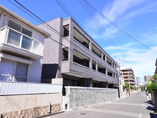グランヴィ御影郡家