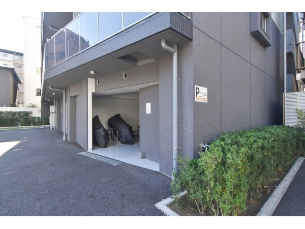 グランド・ガーラ木場  バイク置き場
