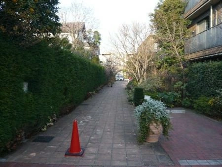 パークコート学芸大学 敷地内
