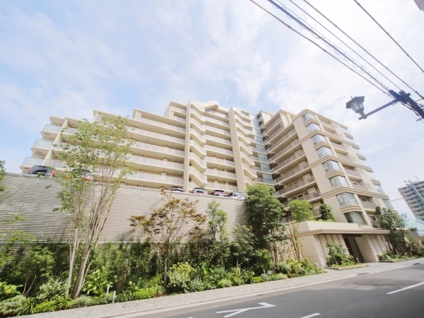 ヴェレーナシティ　東京イーストガーデンズ