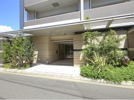 ライオンズ美浜幸町ウエストマークス