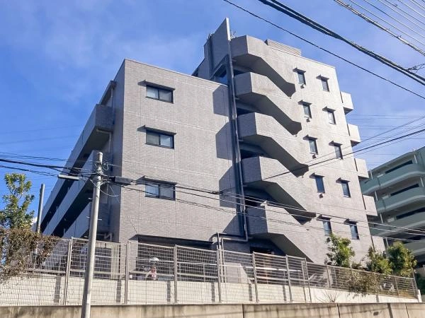 ルーブル東武練馬弐番館 