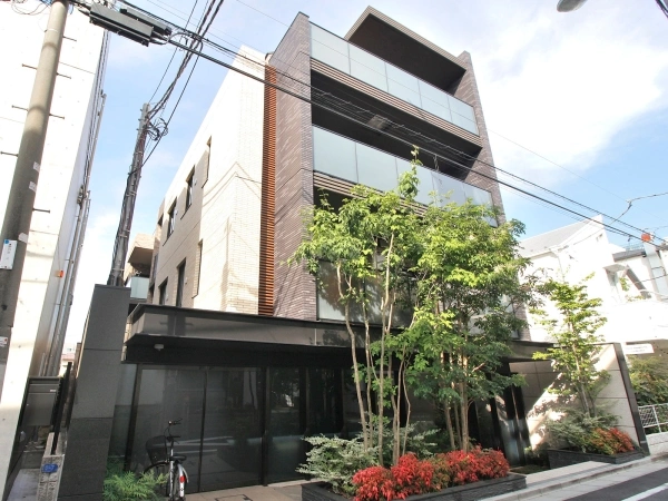 オープンレジデンシア表参道神宮前ザ・ハウス