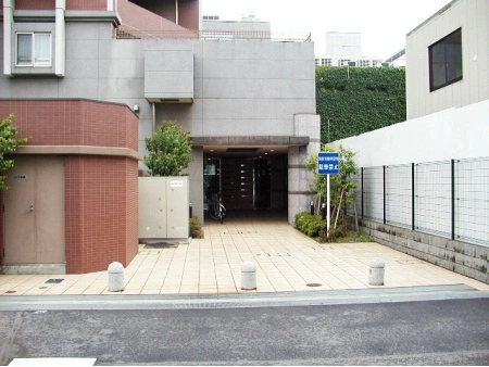 D’クラディア幕張本郷駅前