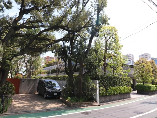 白金ハウス
