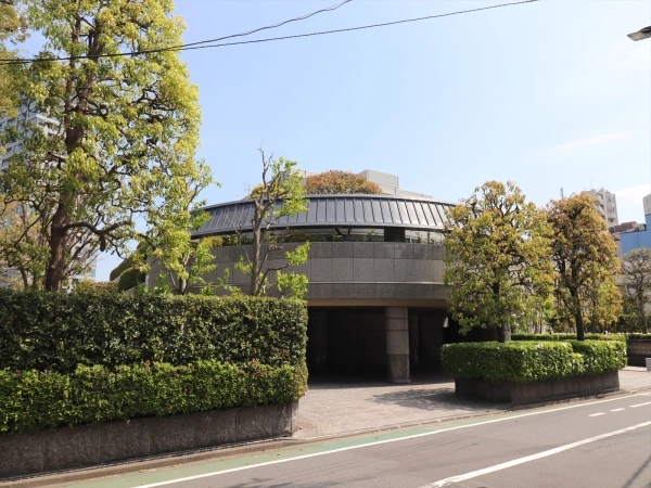 白金ハウス