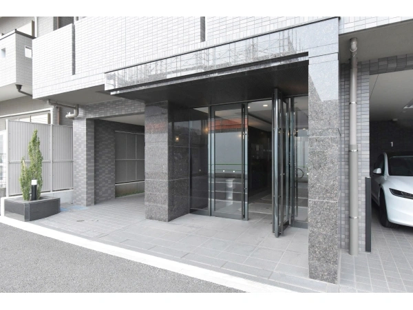 ルーブル都立家政六番館 