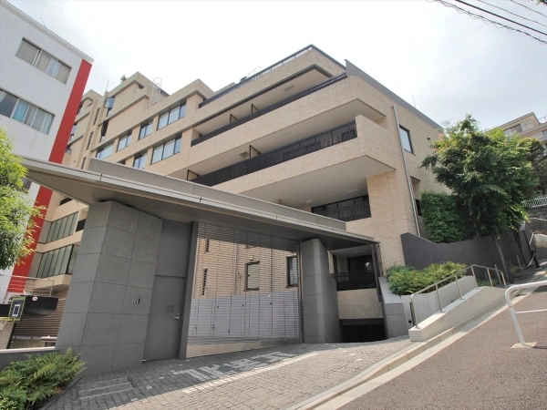 フォレストテラス鳥居坂