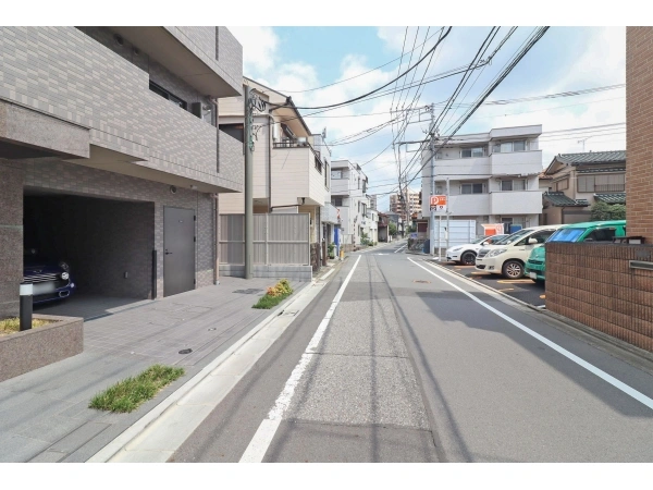 ルーブル五反野弐番館 