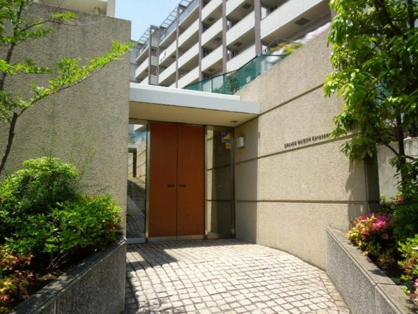 グランドメゾン金沢文庫フラット