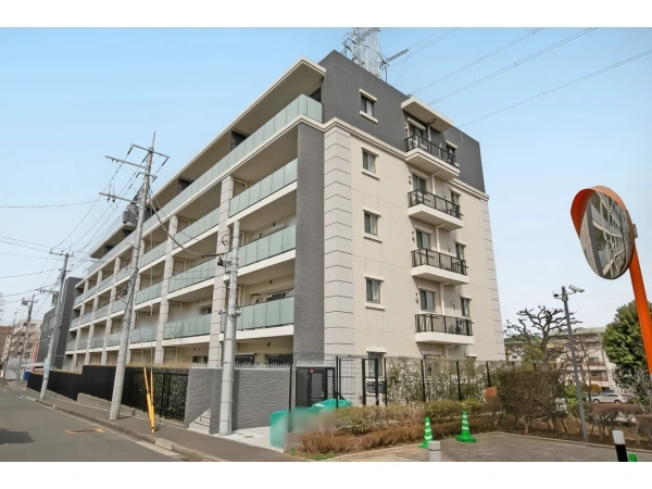 プレディア仲町台