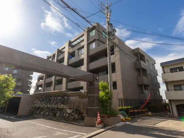 ロイヤルアーク覚王山