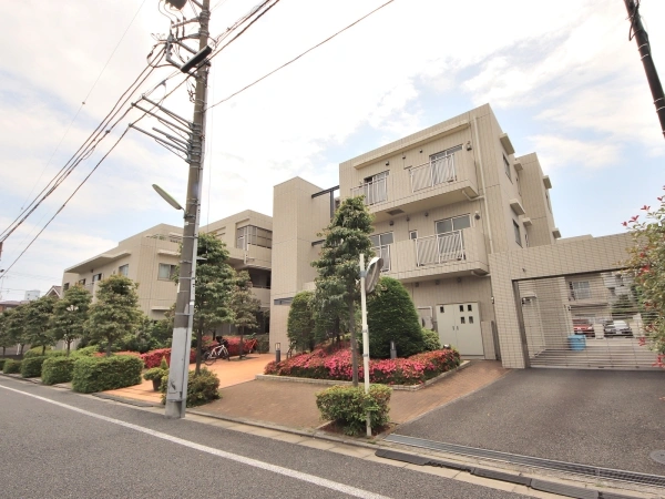 アールヴェール学芸大学