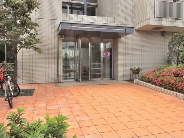 アールヴェール学芸大学
