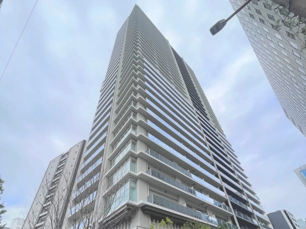 プレミストタワー靭本町 