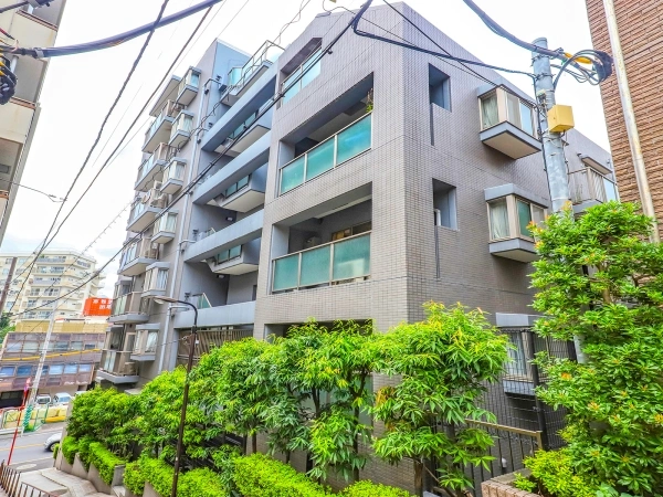 アールヴェール新宿弁天町