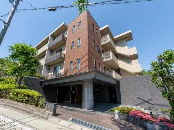 ザ・コート東山元町ヒルトップレジデンス