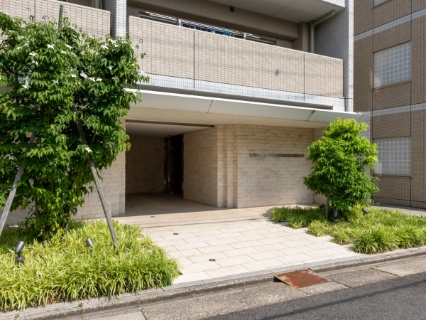 キャッスルニューコート茶屋ヶ坂