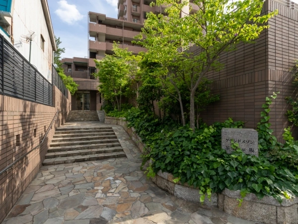 グランドメゾン茶屋が坂