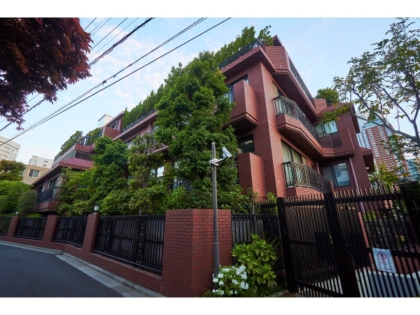 ドムス元麻布西館