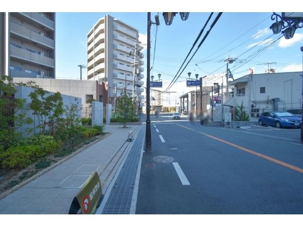 ユニハイム枚方牧野駅前