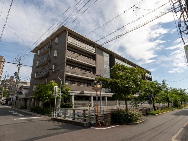プレシアスコート本山