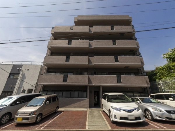 プレシアスコート覚王山