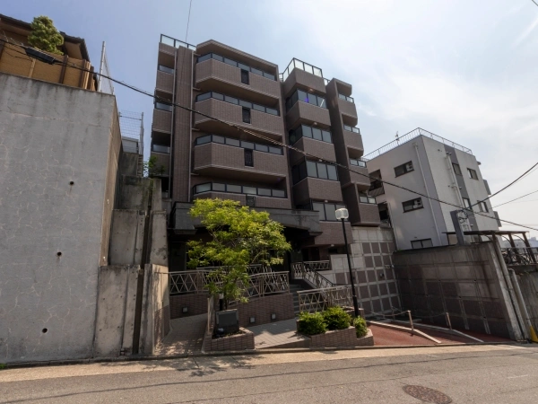 プレシアスコート覚王山