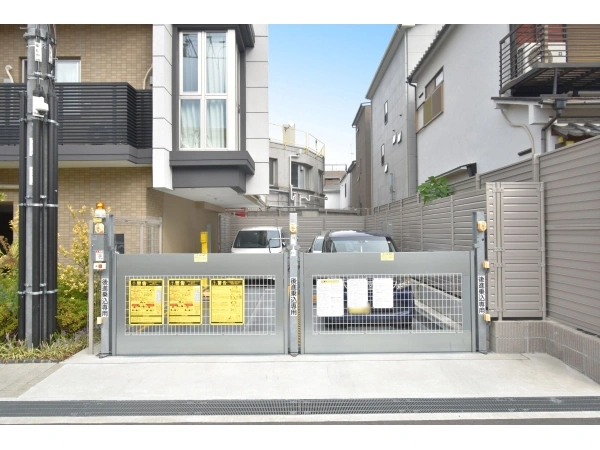 プレサンスロジェ茨木中津町