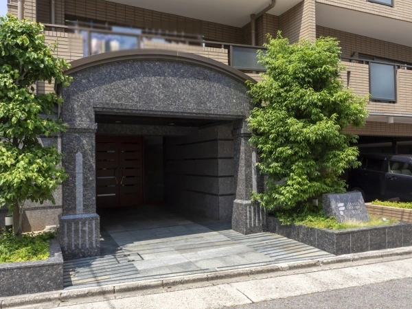 ファミールグラン覚王山