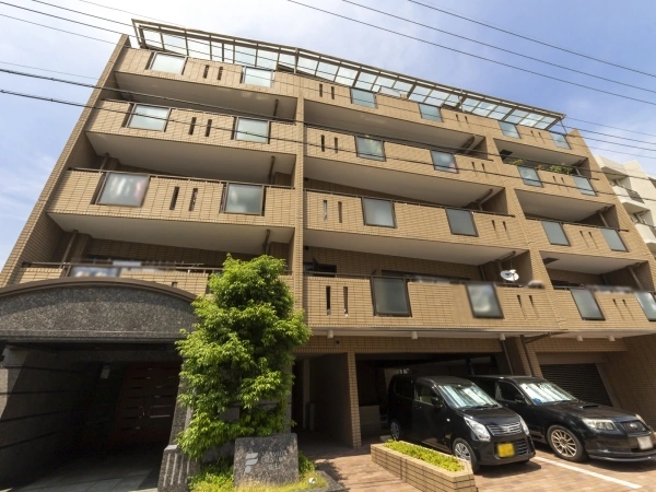 ファミールグラン覚王山
