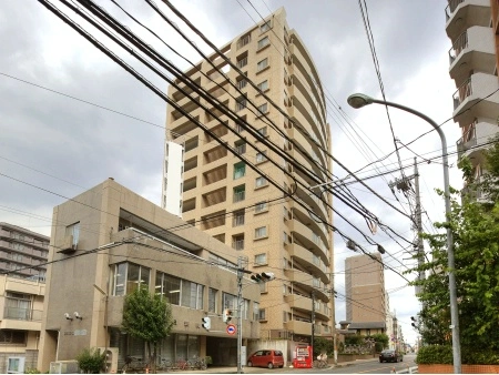 ローヤルシティ浦和岸町
