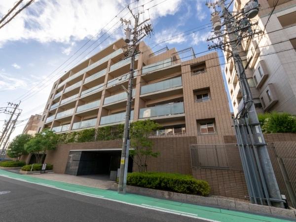 グランアルト東山
