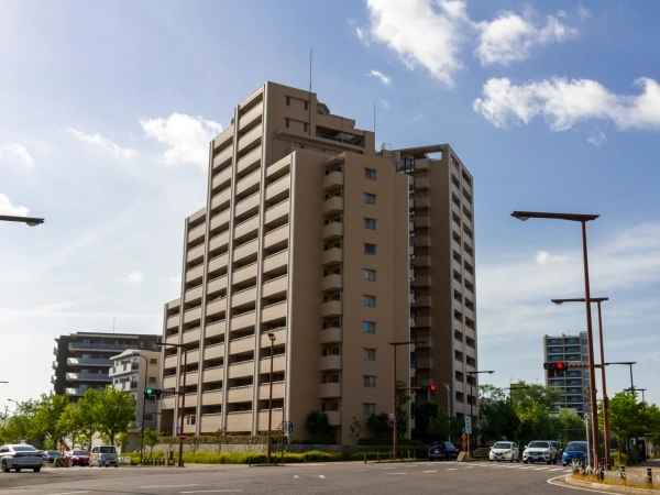 ロイヤルヴィーゼ四谷通