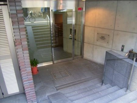 クオス銀座エストドゥジエーム
