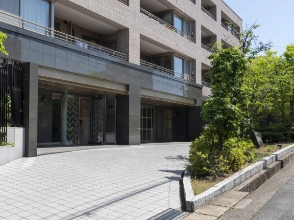 ファミールコート東山