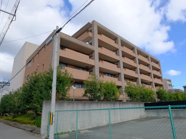 グランクレスト池田満寿美町