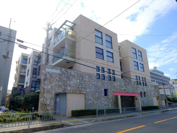 パレシェール池田城南