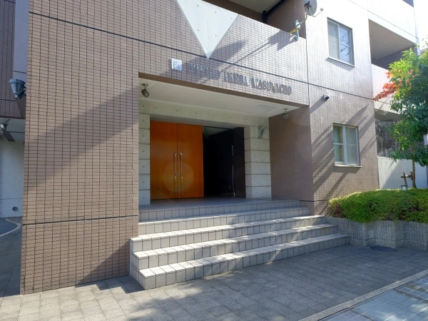プレジオ池田満寿美町