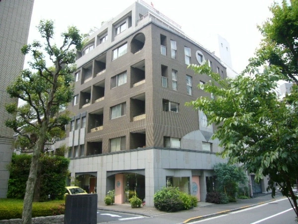 パレスサイド三番町